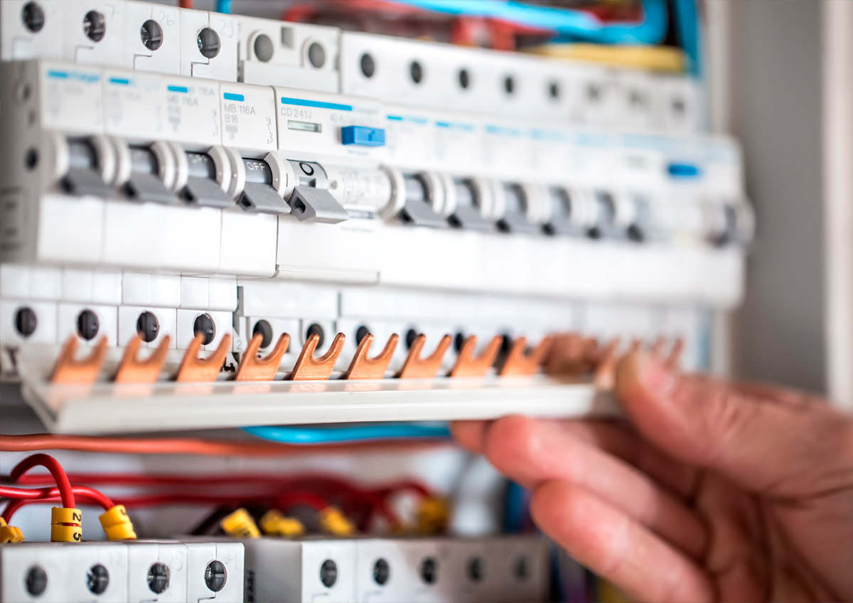 Характеристики Автоматических выключателей, типы, виды и назначение ...