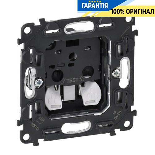 Механізм розетки без заземлення з шторками, Legrand in'Matic 753016, самозатискні клеми